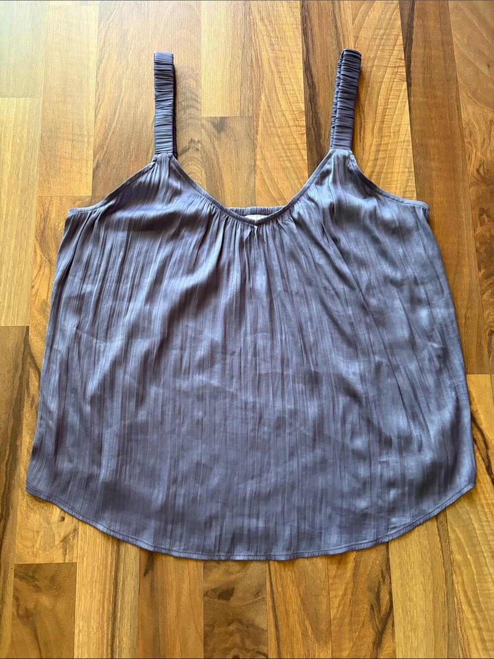 Evereve Slate Purple Pleated Cami Size M